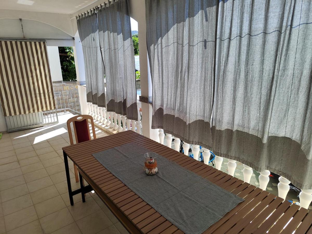 Apartments Mali Mate Tribunj  Ngoại thất bức ảnh