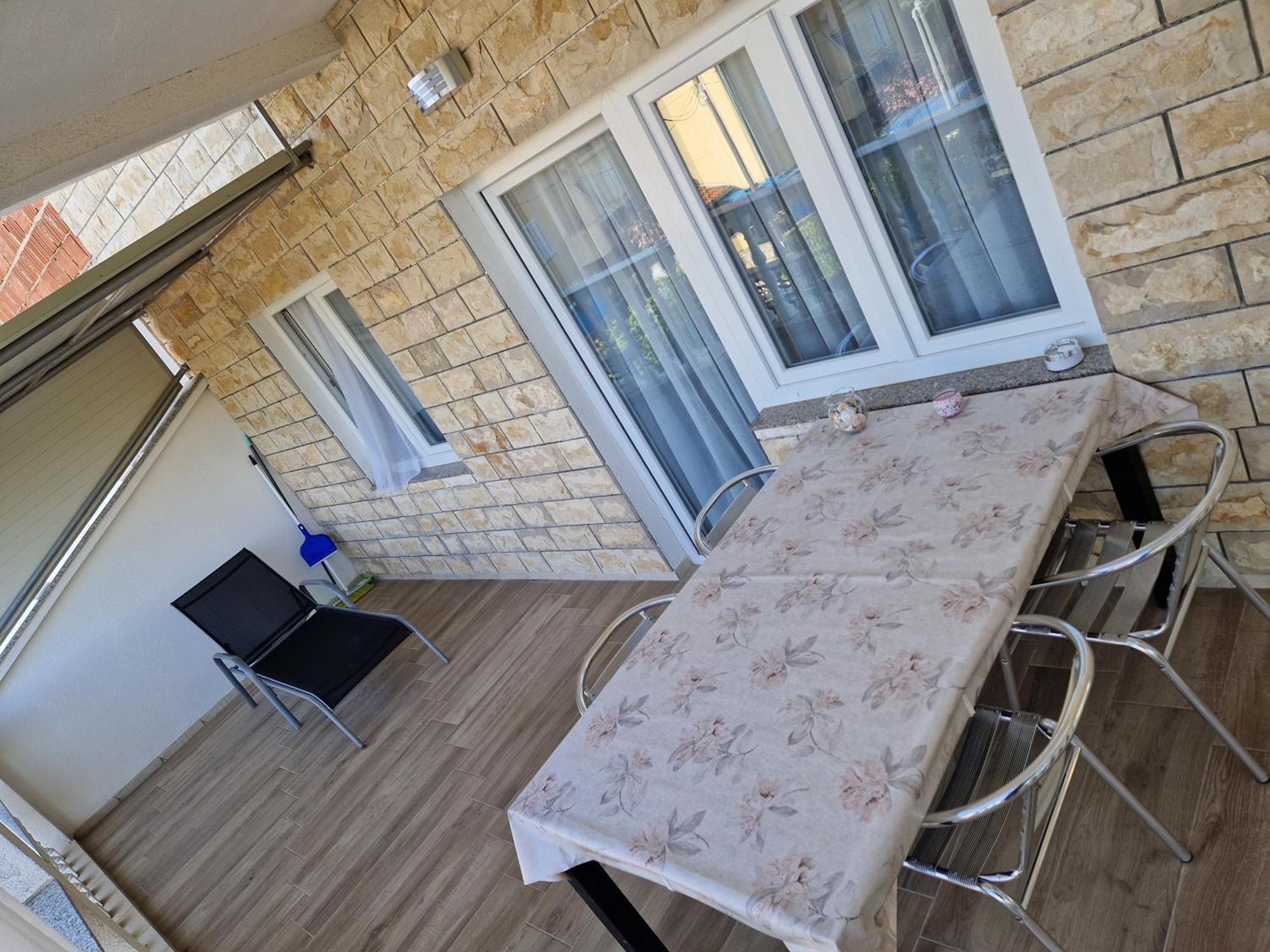 Apartments Mali Mate Tribunj  Ngoại thất bức ảnh